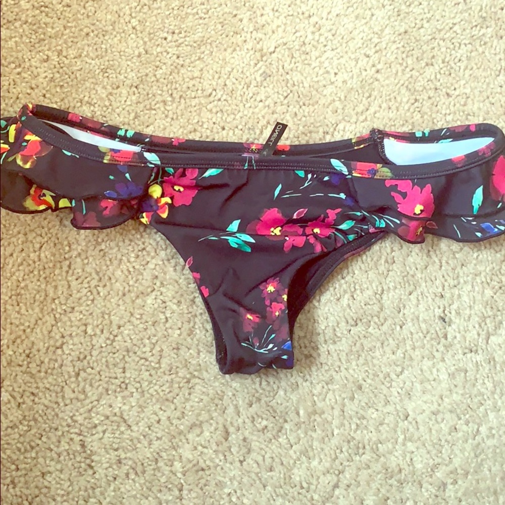 O’Neill’s bikini bottoms